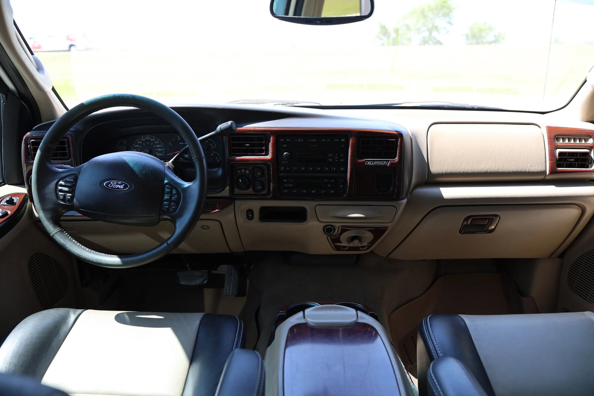 Used 2005 Ford Excursion Eddie Bauer AWD/4WD image 32