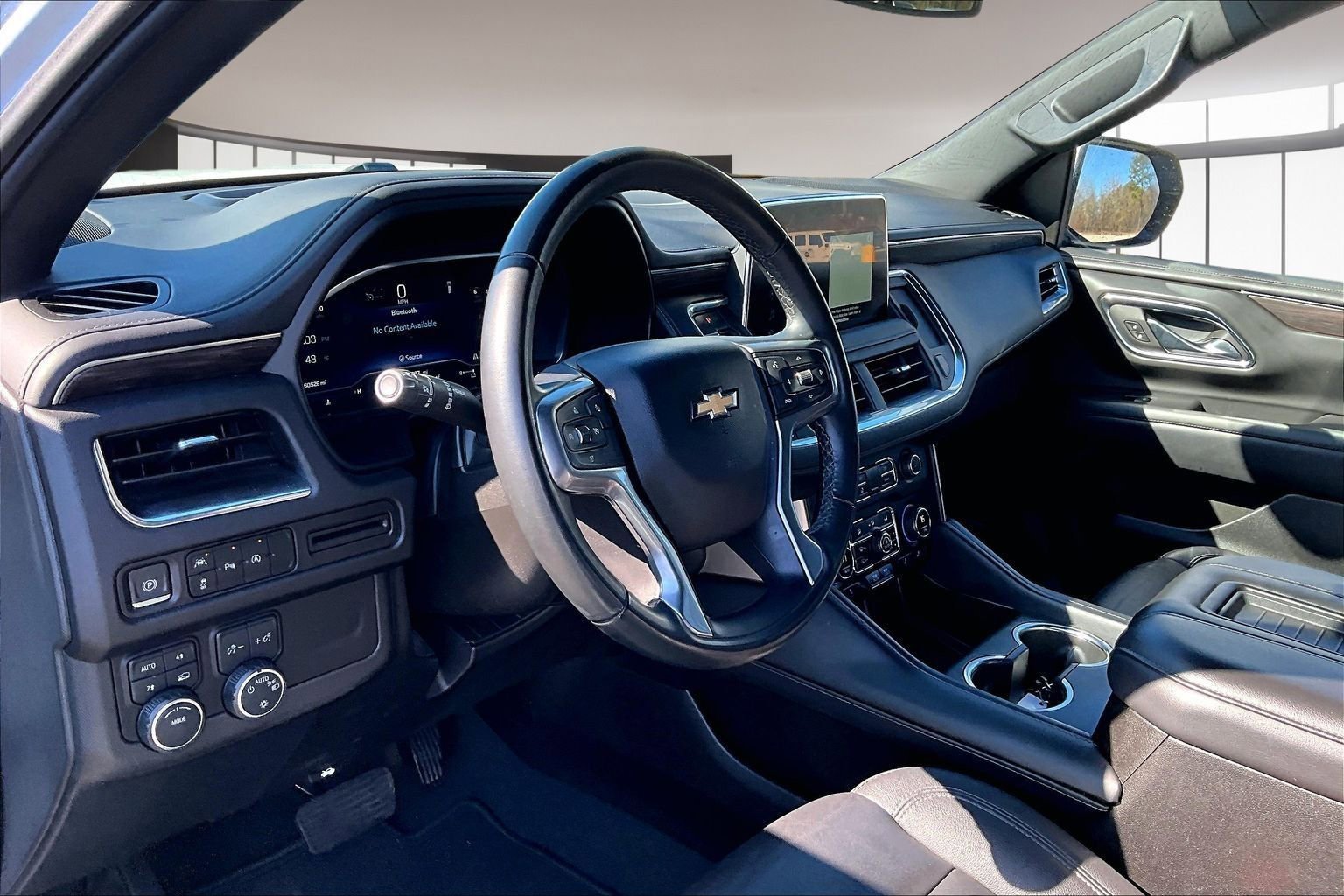 Used 2024 Chevrolet Tahoe LT image 17