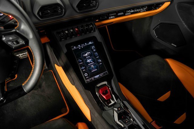Used 2023 Lamborghini Huracan Tecnica image 18