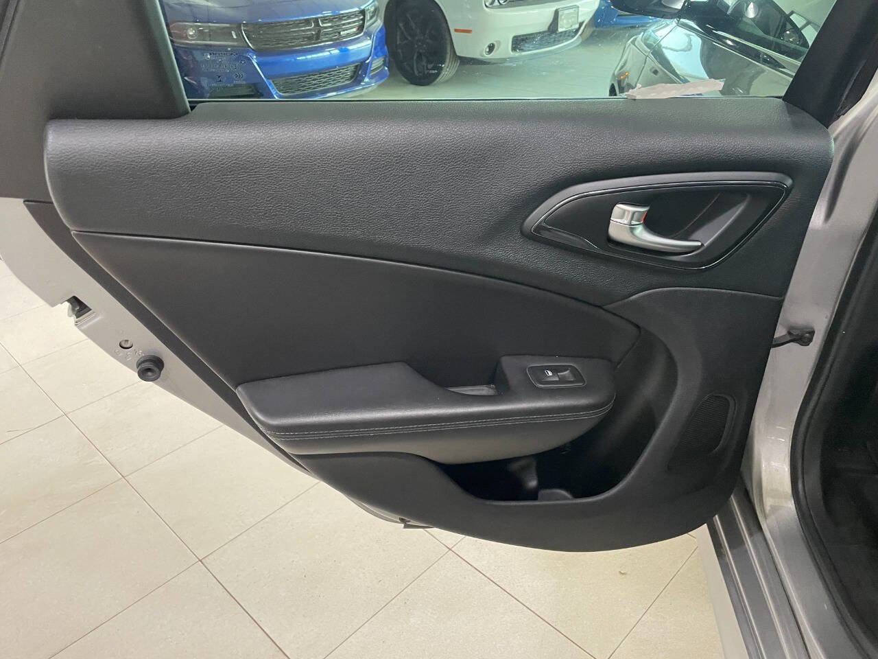 Used 2015 Chrysler 200 S w/ Navigation & Sound Group I image 16