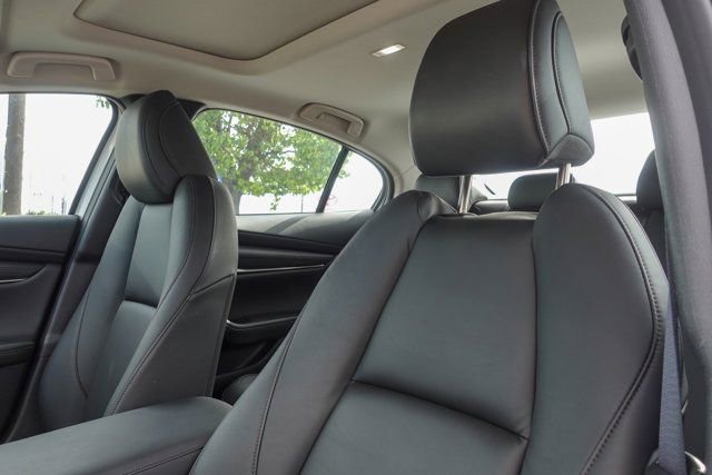 Certified 2025 MAZDA MAZDA3 s FWD image 10