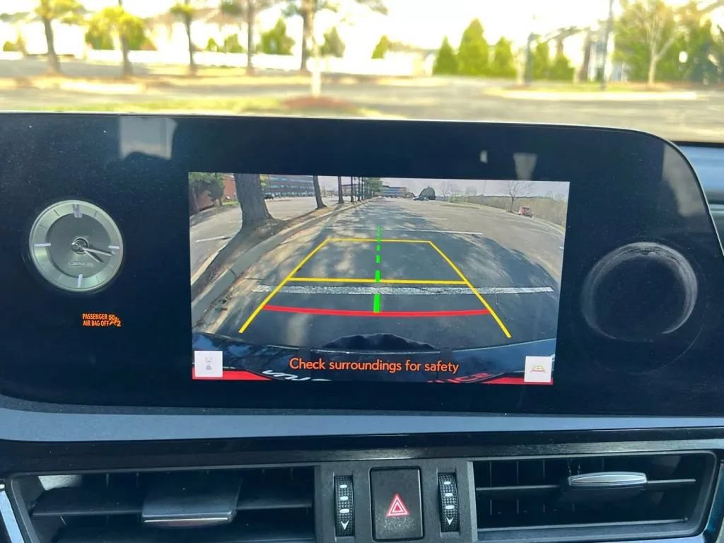 Used 2023 Lexus ES 350 w/ Accessory Package (Z1) FWD image 41