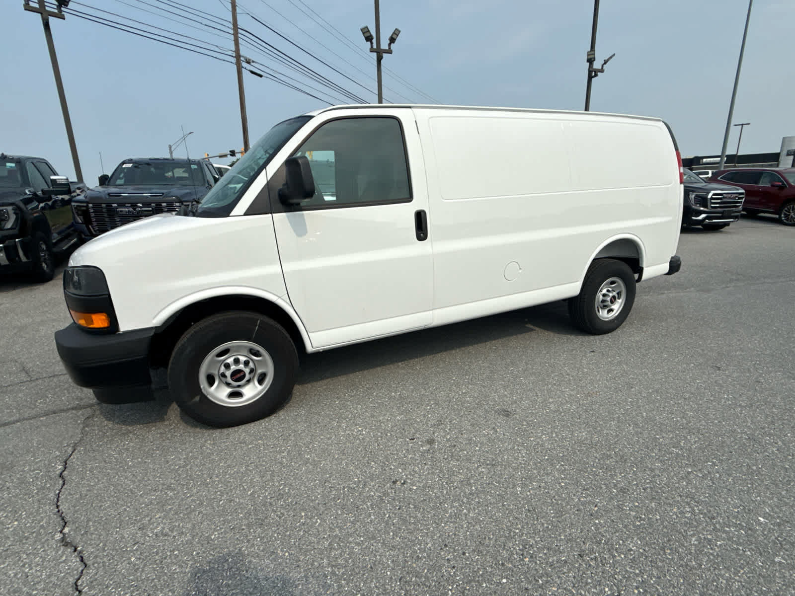New 2026 GMC Savana 2500 w/ Driver Convenience Package RWD image 3