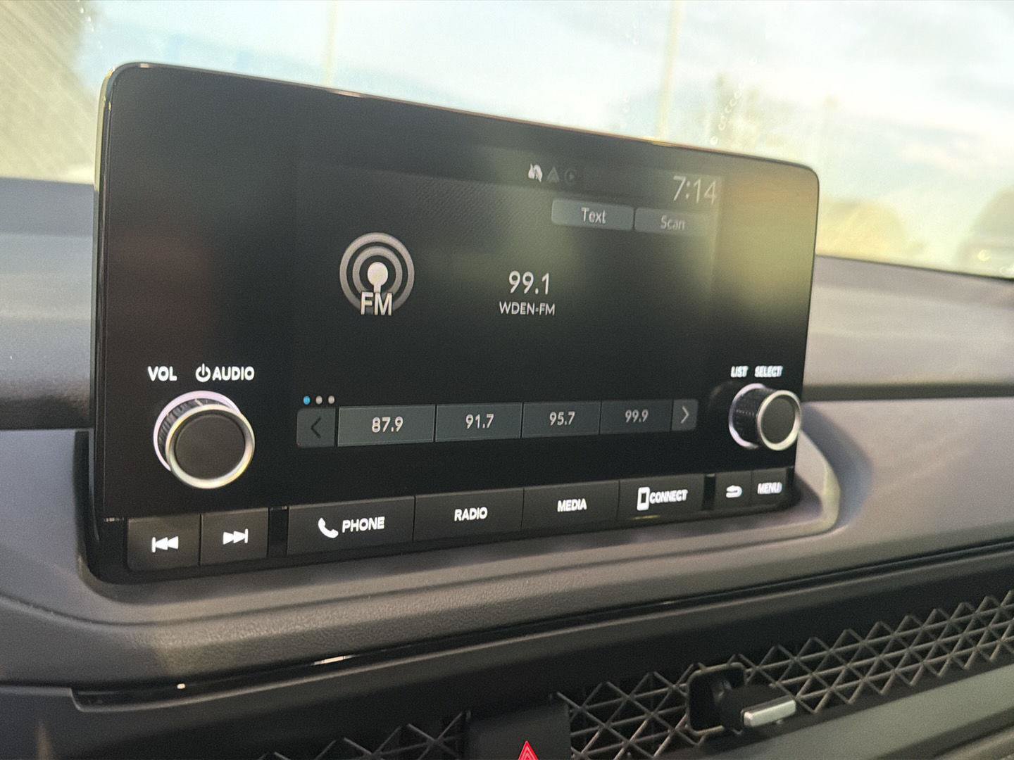 Used 2024 Honda Accord EX image 24