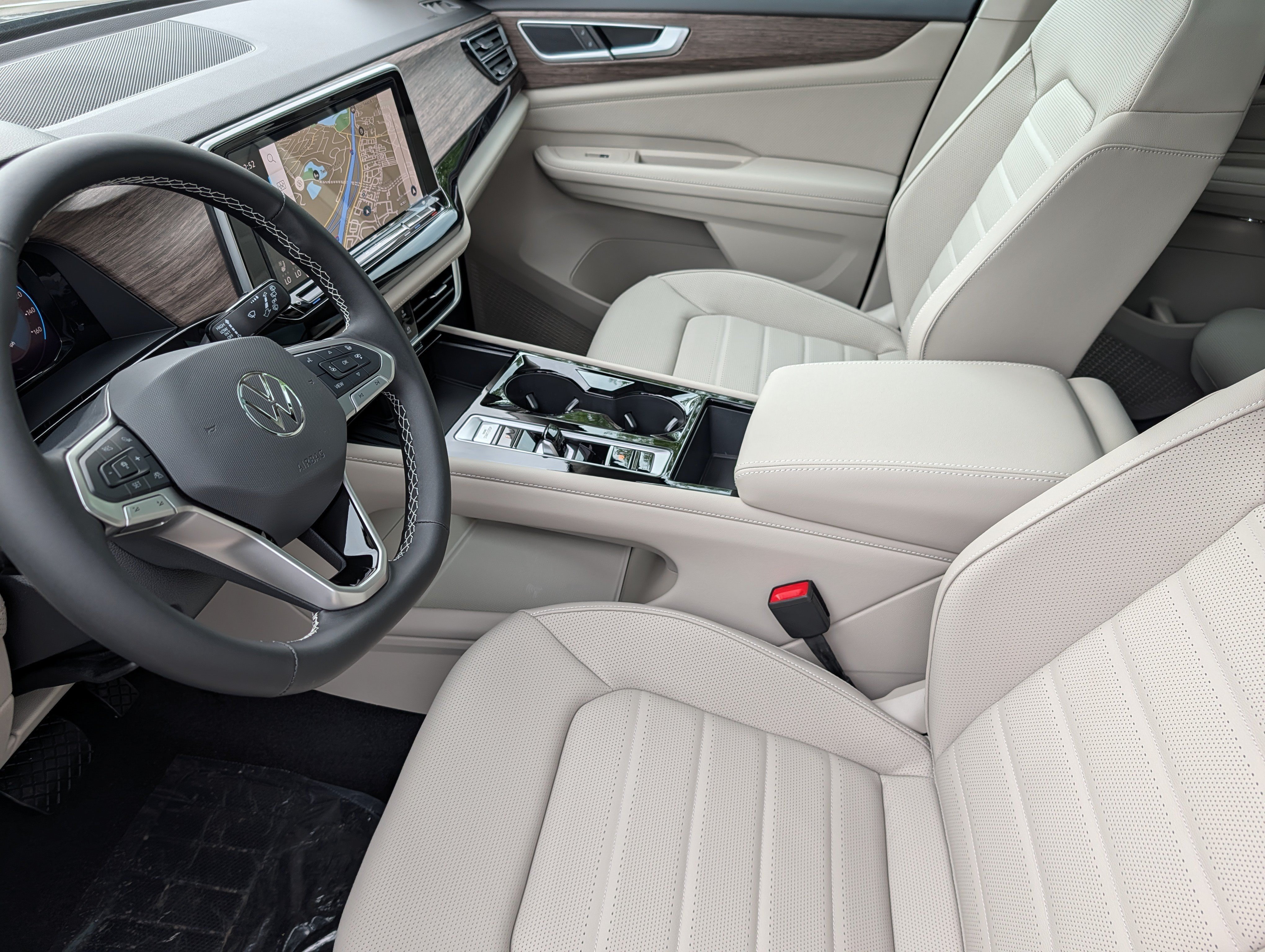 New 2026 Volkswagen Atlas SEL AWD/4WD image 7