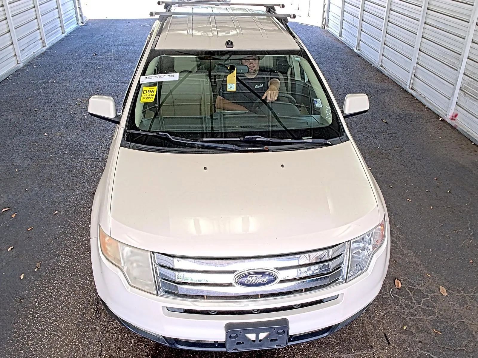 Used 2008 Ford Edge SEL FWD image 2