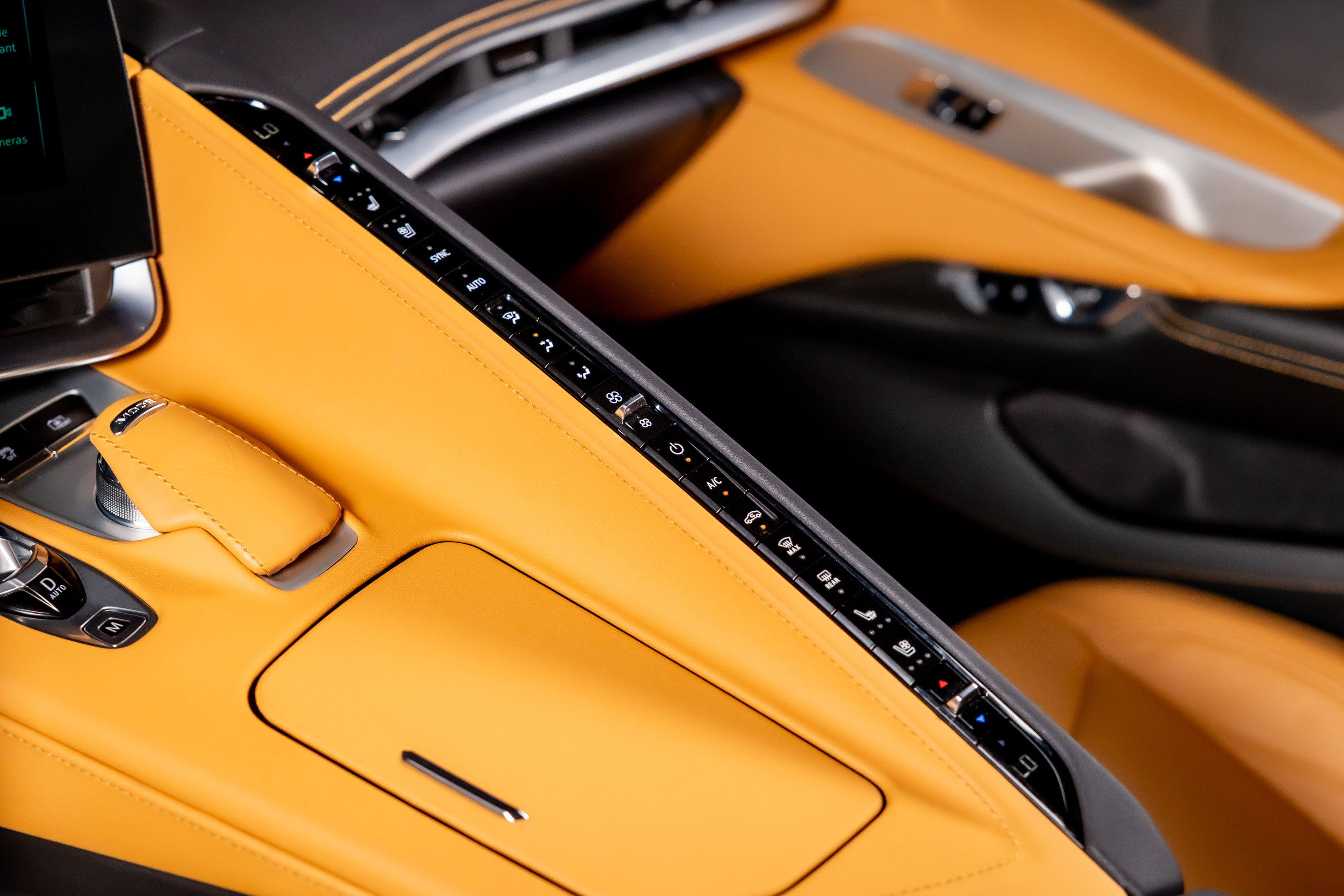 Used 2024 Chevrolet Corvette Stingray Preferred Cpe w/ Z51 Performance Package RWD image 25