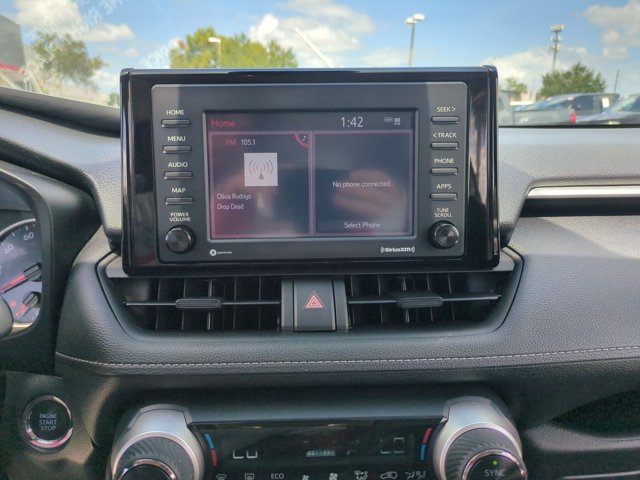 Certified 2022 Toyota RAV4 XLE w/ Convenience Package FWD image 14