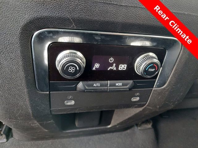 Used 2023 GMC Yukon SLE image 18