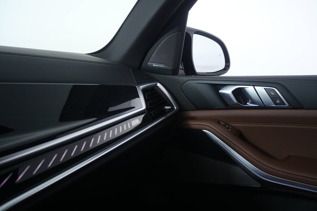 Certified 2026 BMW X5 M60i AWD/4WD image 28