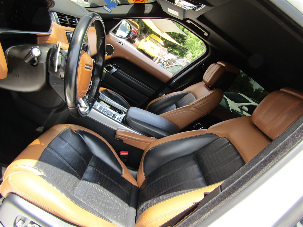 Used 2019 Land Rover Range Rover Sport HSE Dynamic AWD/4WD image 11