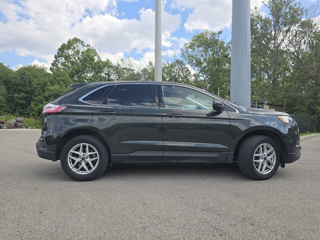 Used 2024 Ford Edge SEL AWD/4WD image 14