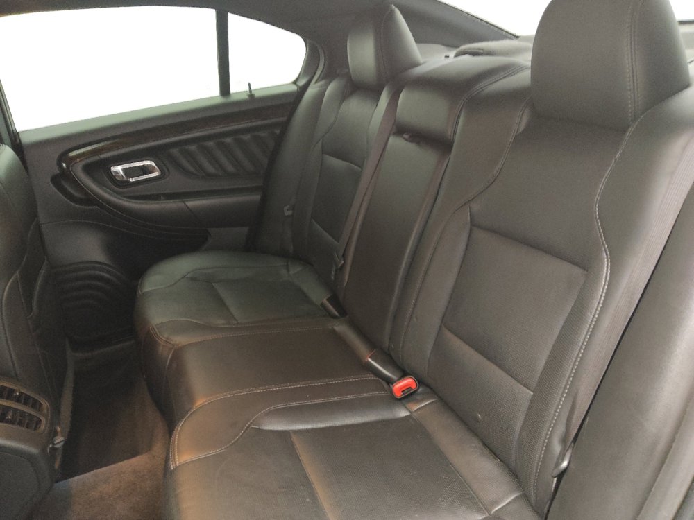 Used 2015 Ford Taurus Limited FWD image 18