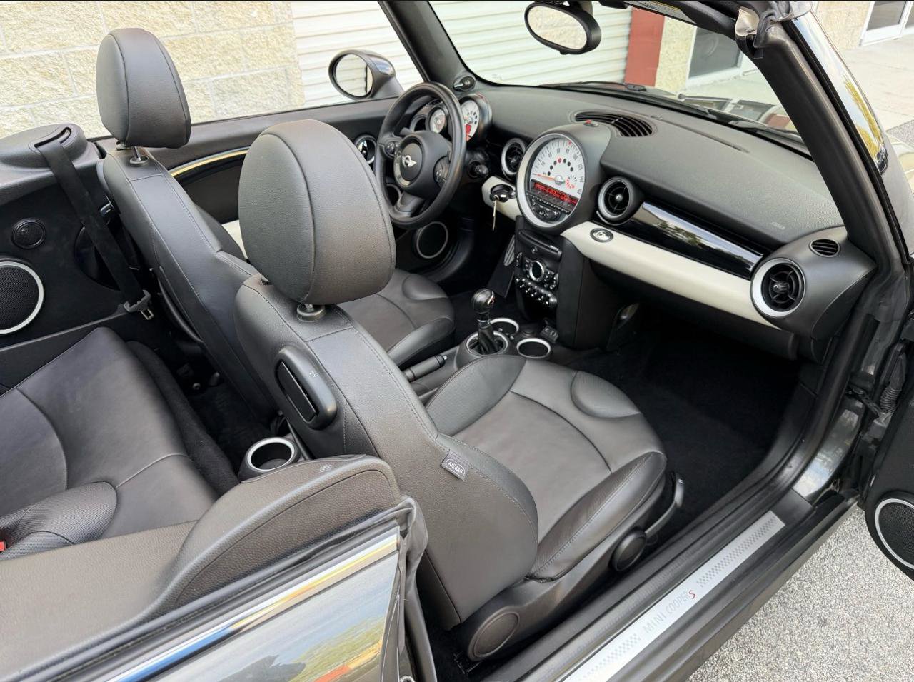 Used 2014 MINI Cooper S image 14