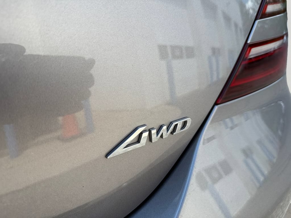 Used 2025 Genesis G70 2.5T AWD/4WD image 31