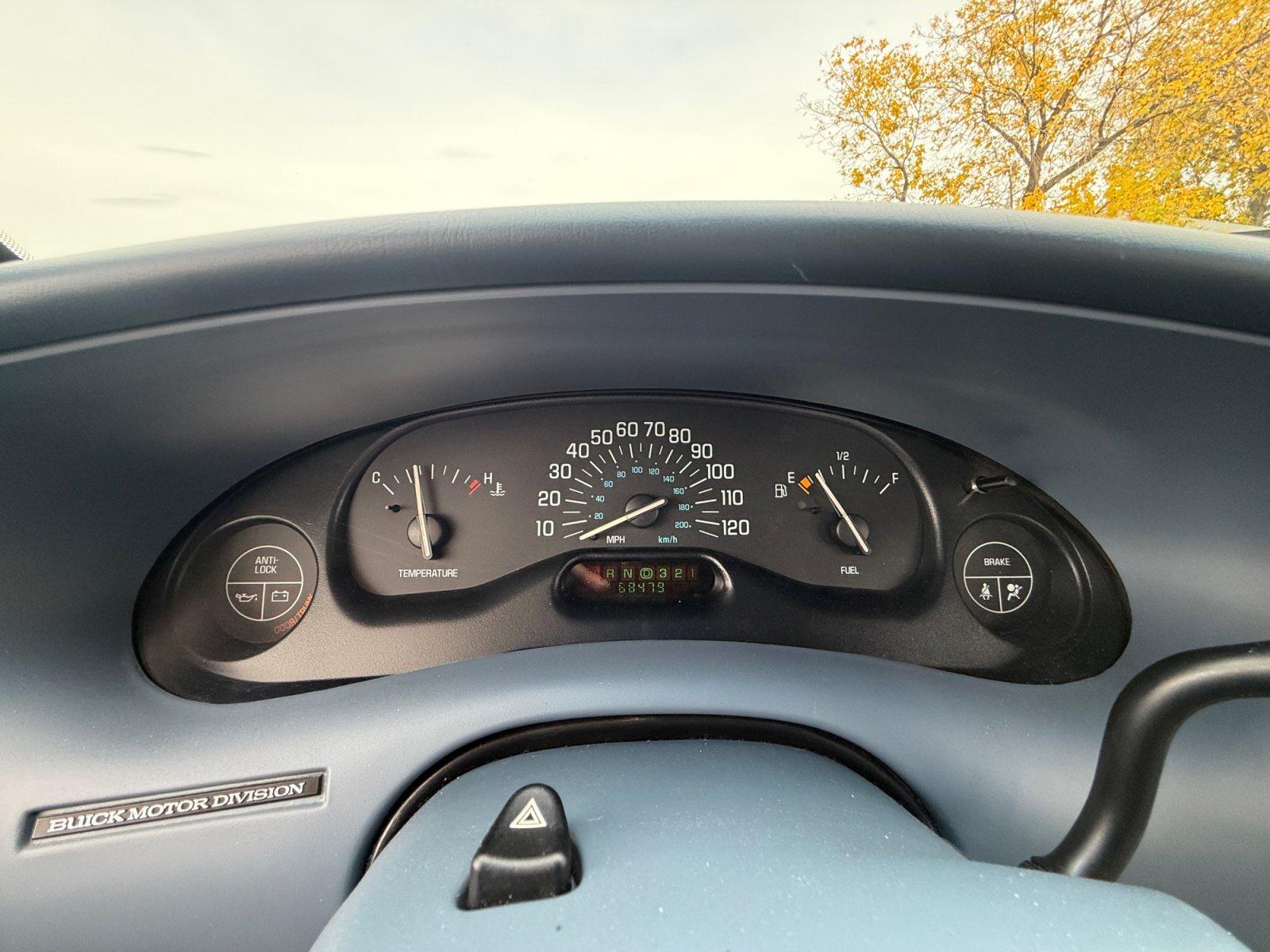 Used 2000 Buick Century Custom w/ Premium Opt Pkg FWD image 18