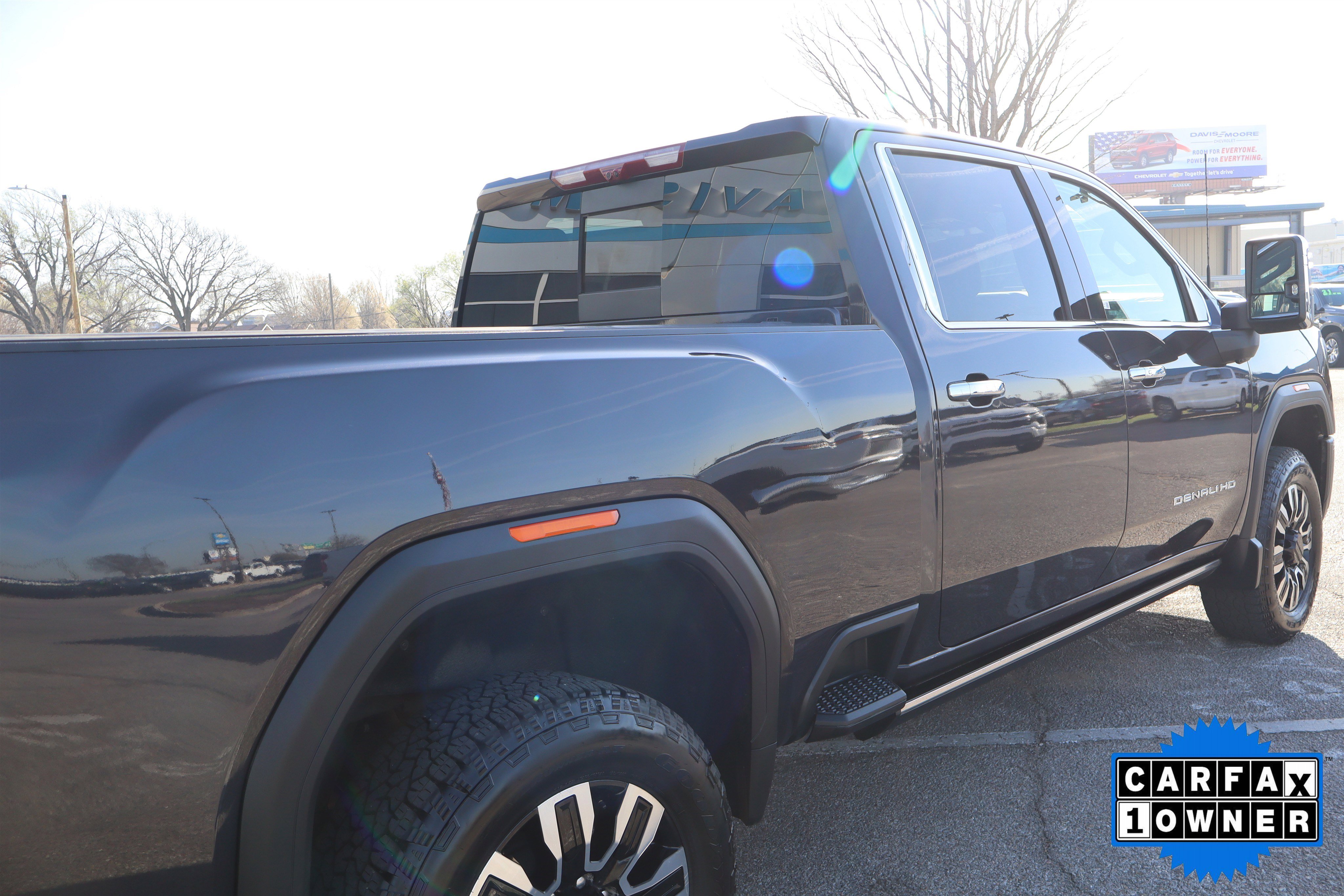 Used 2025 GMC Sierra 2500 Denali Ultimate image 7