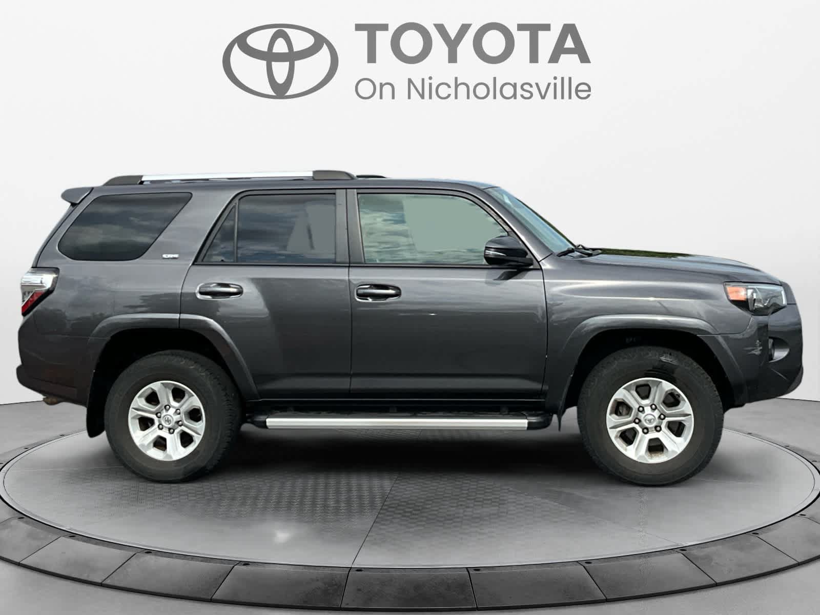 Used 2023 Toyota 4Runner SR5 Premium w/ Moonroof Package AWD/4WD image 6