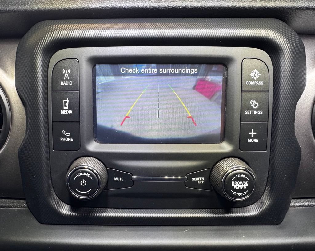 Used 2018 Jeep Wrangler Sport AWD/4WD image 32