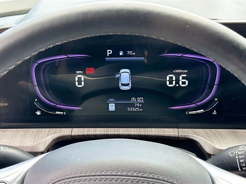 Used 2024 Kia Telluride EX w/ EX Captain's Chair Package AWD/4WD image 12