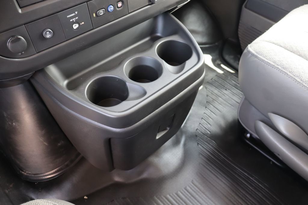 New 2025 Chevrolet Express 2500 w/ Driver Convenience Package image 18