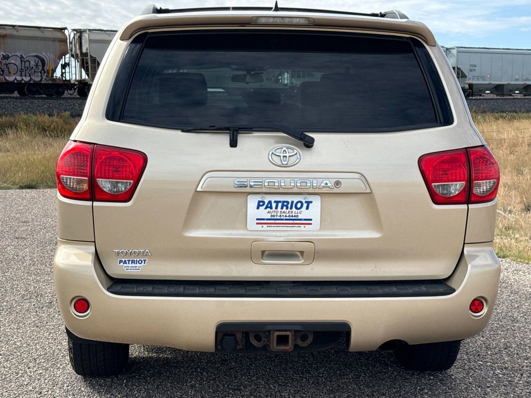 Used 2010 Toyota Sequoia SR5 image 4
