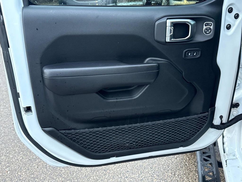 Used 2020 Jeep Wrangler Unlimited Sport S image 16