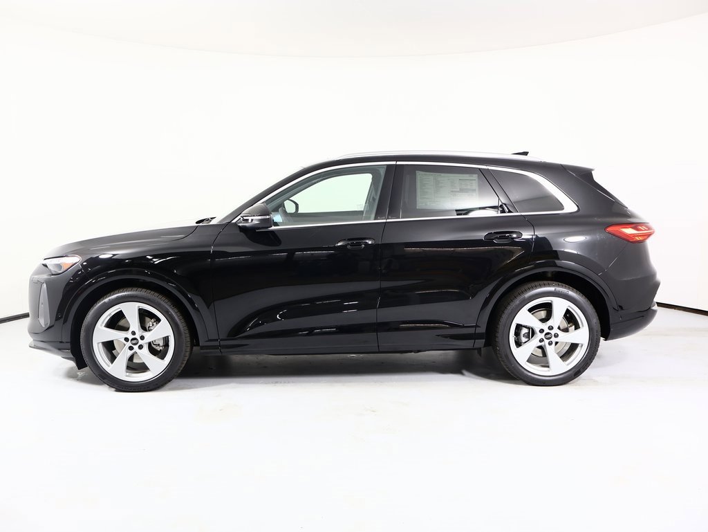 New 2025 Audi Q5 Prestige image 13