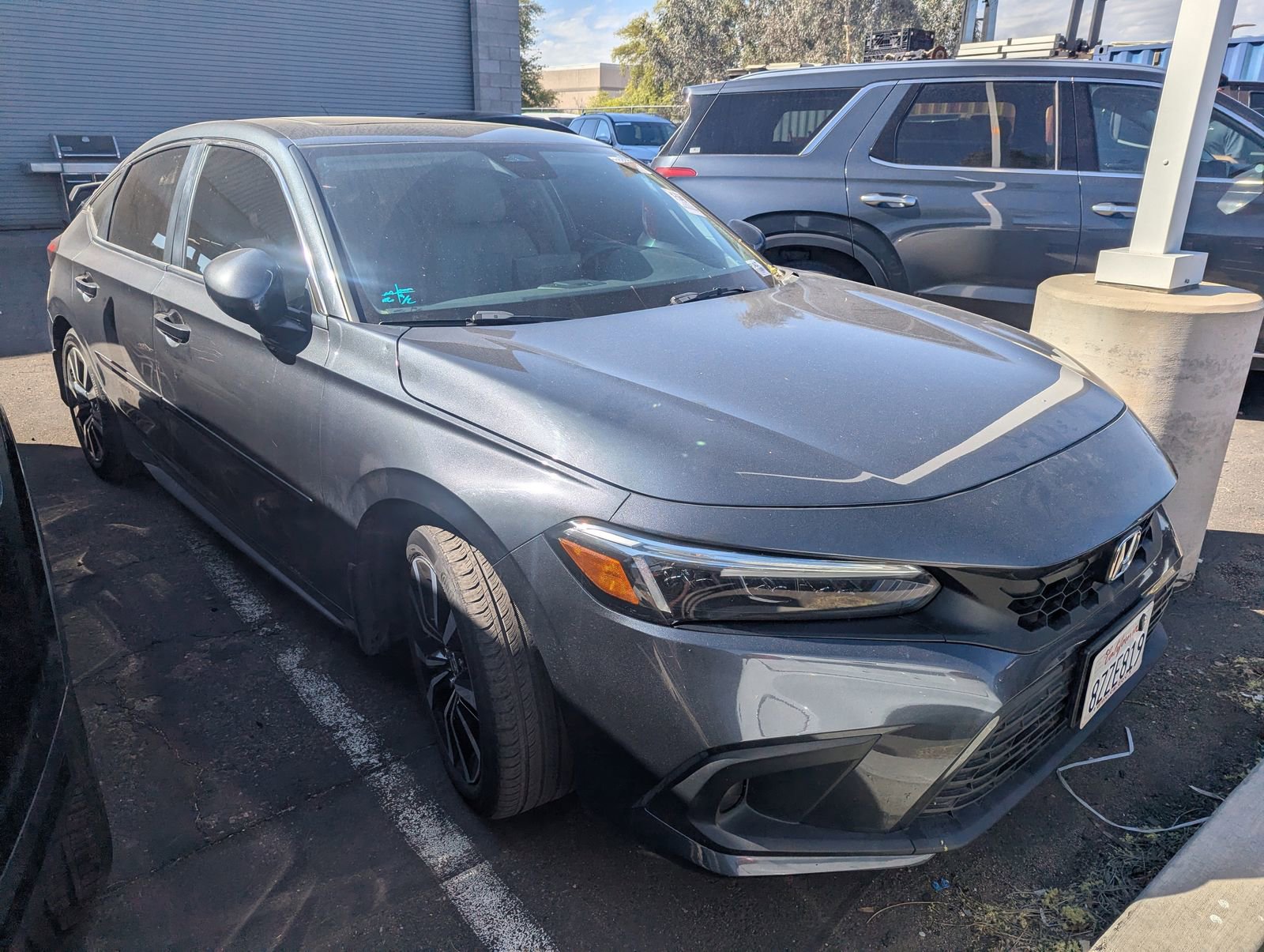 Used 2022 Honda Civic EX-L image 2