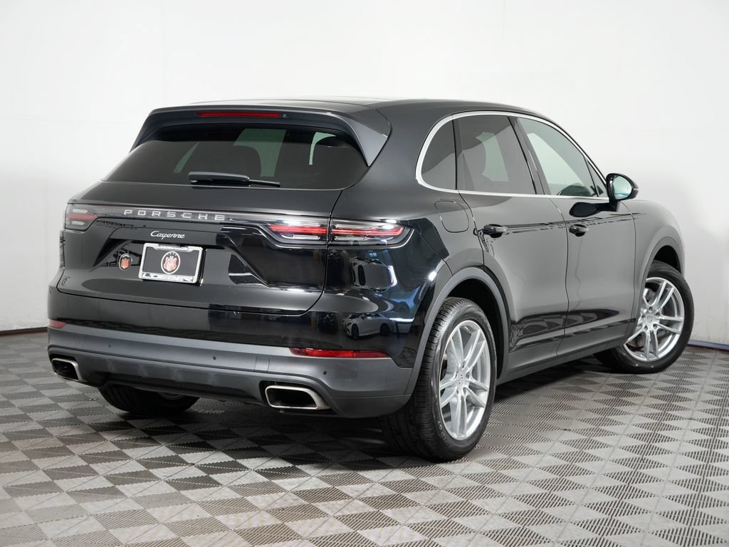 Certified 2023 Porsche Cayenne AWD/4WD image 7