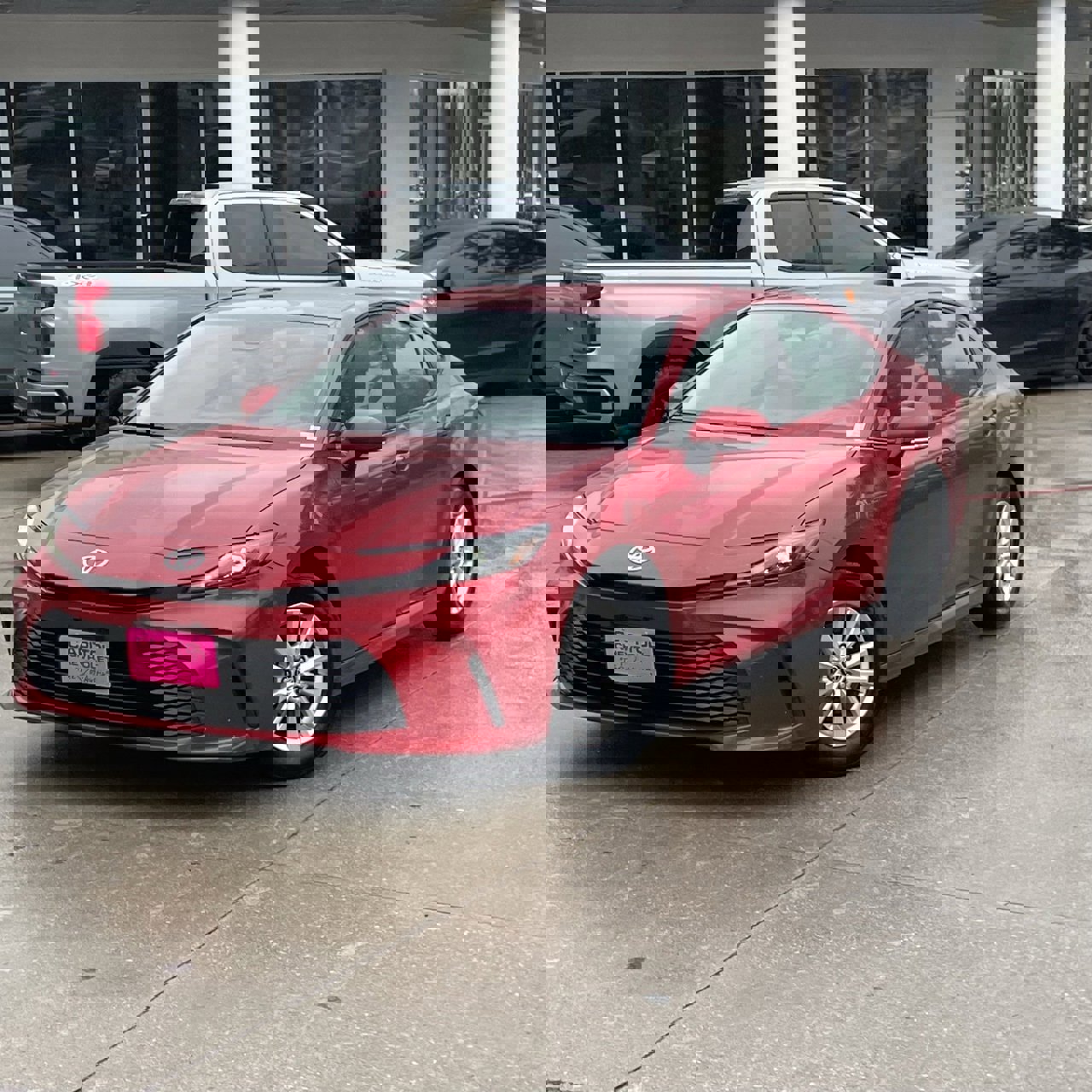 Used 2025 Toyota Camry LE image 9