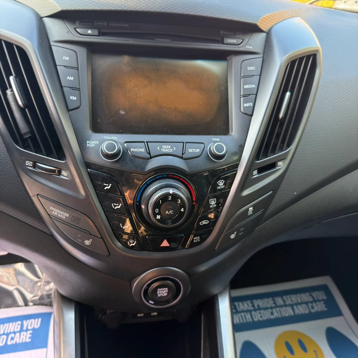 Used 2016 Hyundai Veloster Turbo FWD image 12