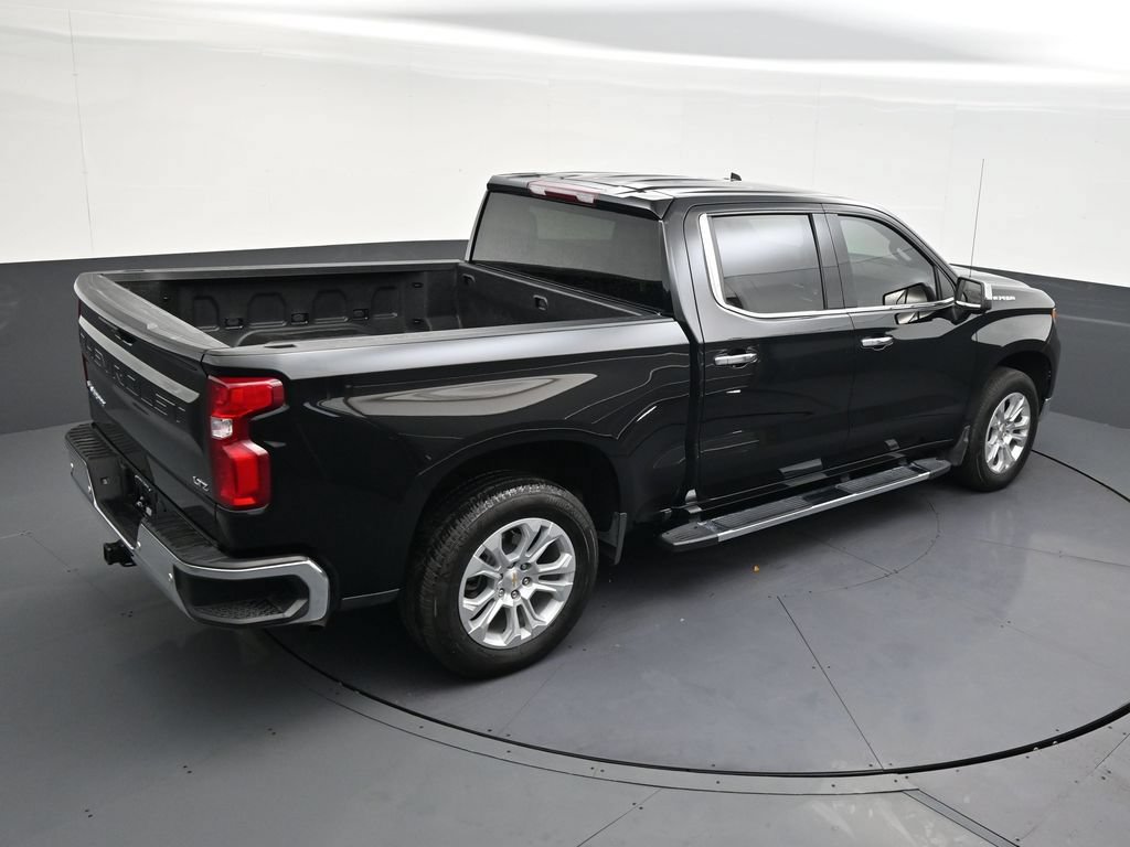 Used 2022 Chevrolet Silverado 1500 LTZ w/ LTZ Premium Package RWD image 15