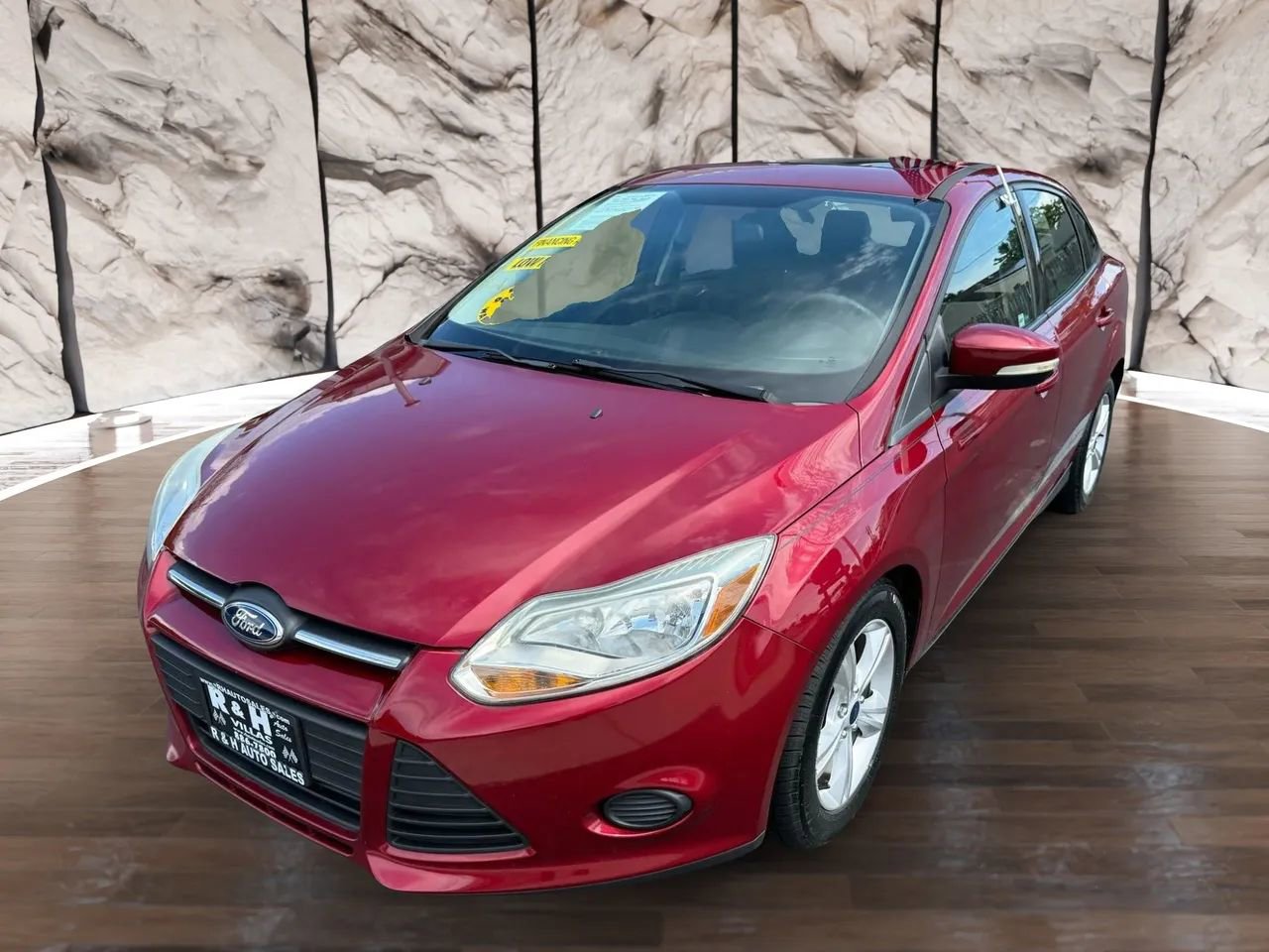Used 2014 Ford Focus SE w/ SE Winter Package