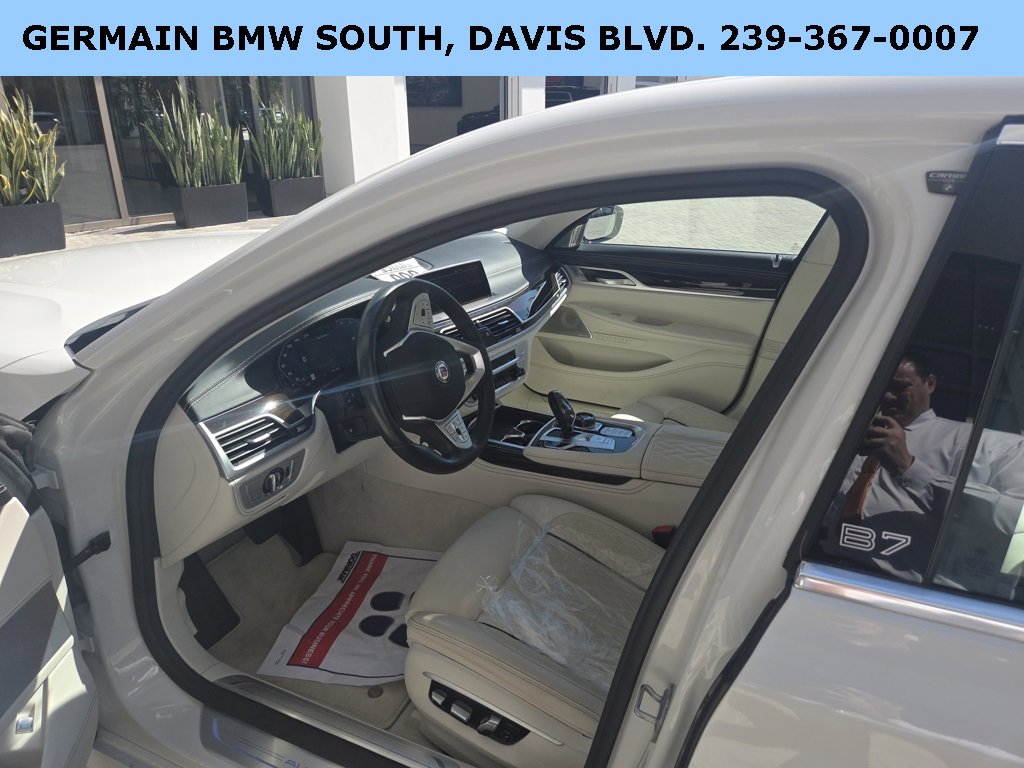 Used 2021 BMW ALPINA B7 xDrive image 35