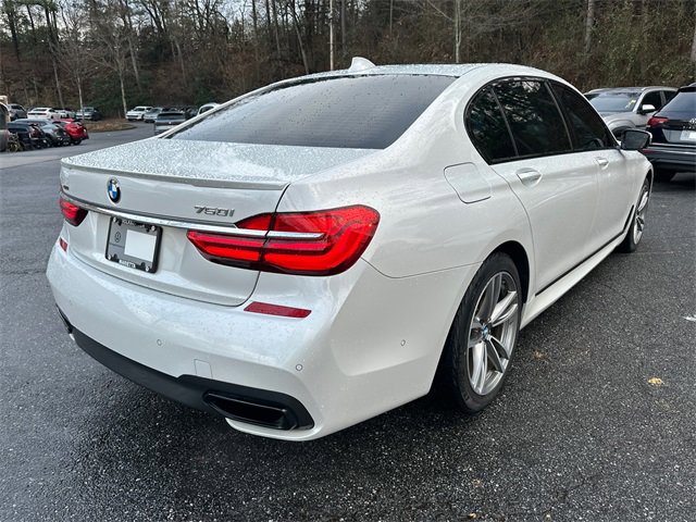 Used 2019 BMW 750i xDrive w/ Executive Package image 7