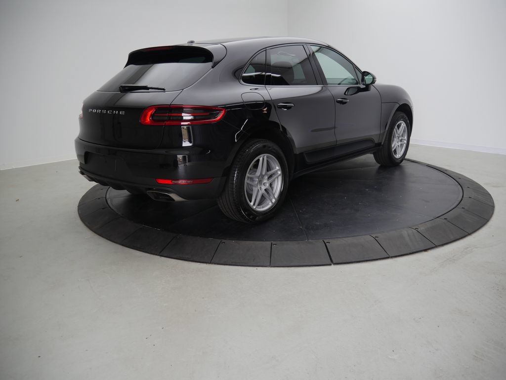 Certified 2018 Porsche Macan Sport Edition AWD/4WD image 7