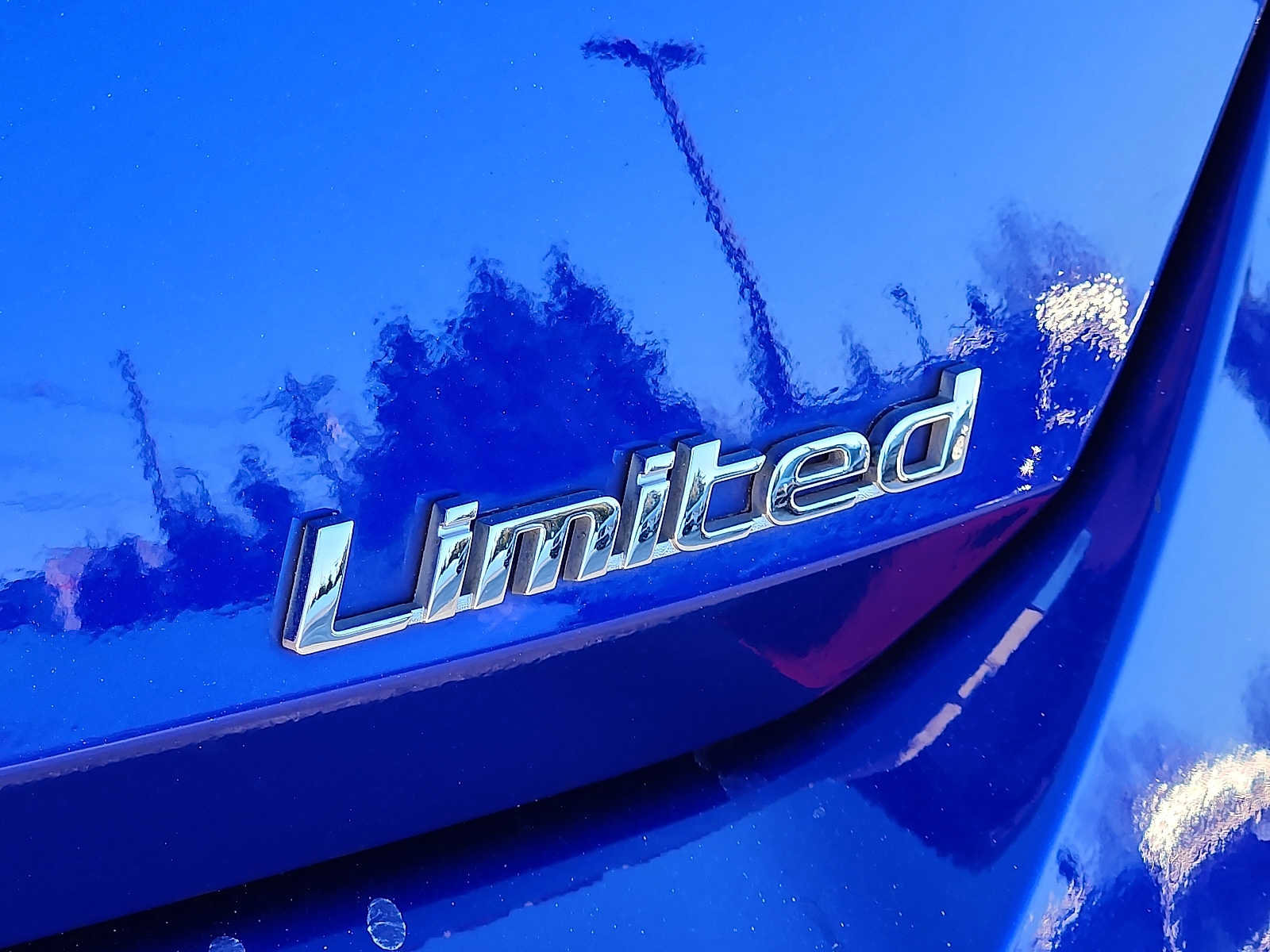 Used 2023 Hyundai Elantra Limited image 30