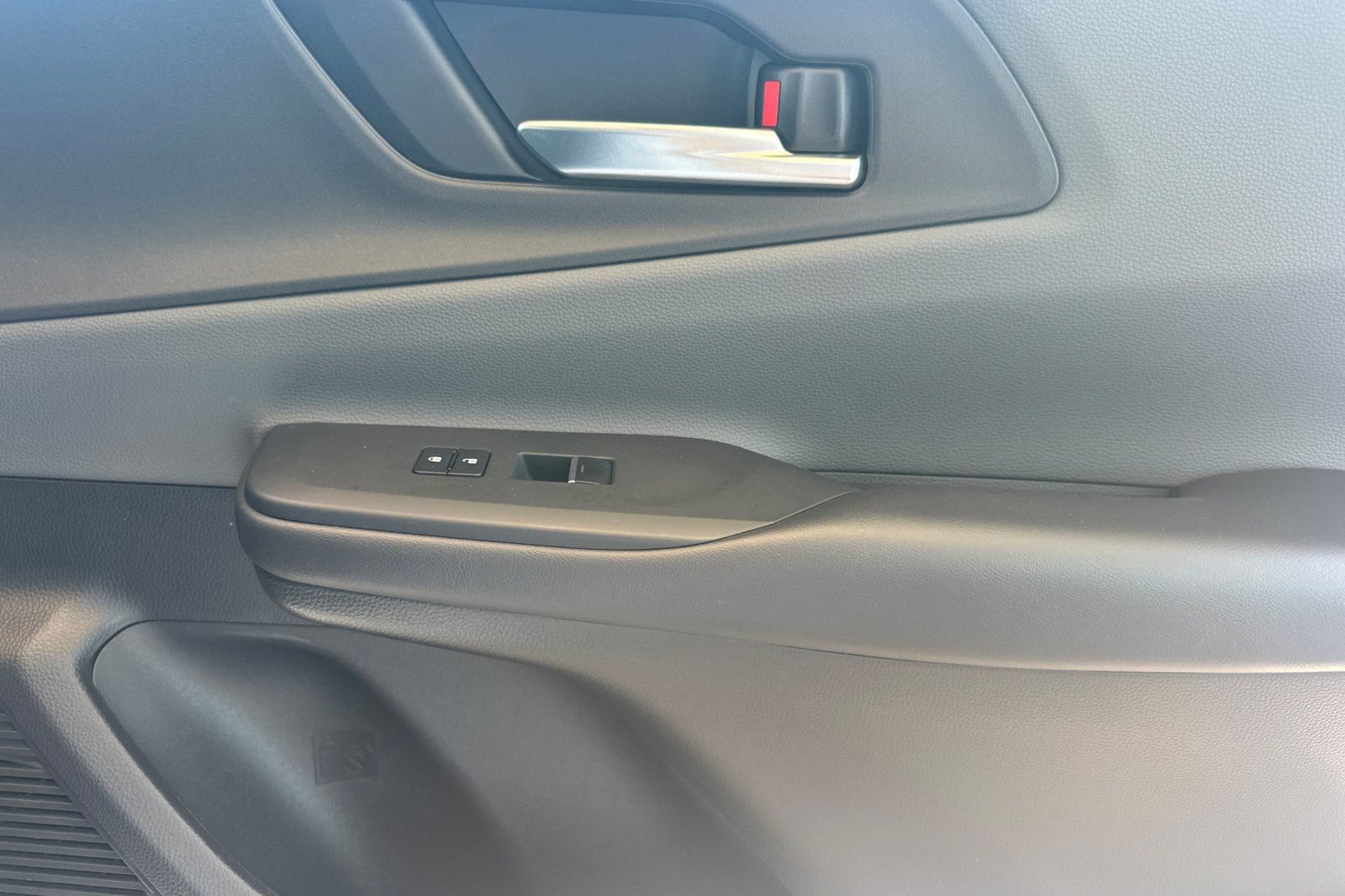 Certified 2023 Toyota Prius XLE FWD image 20