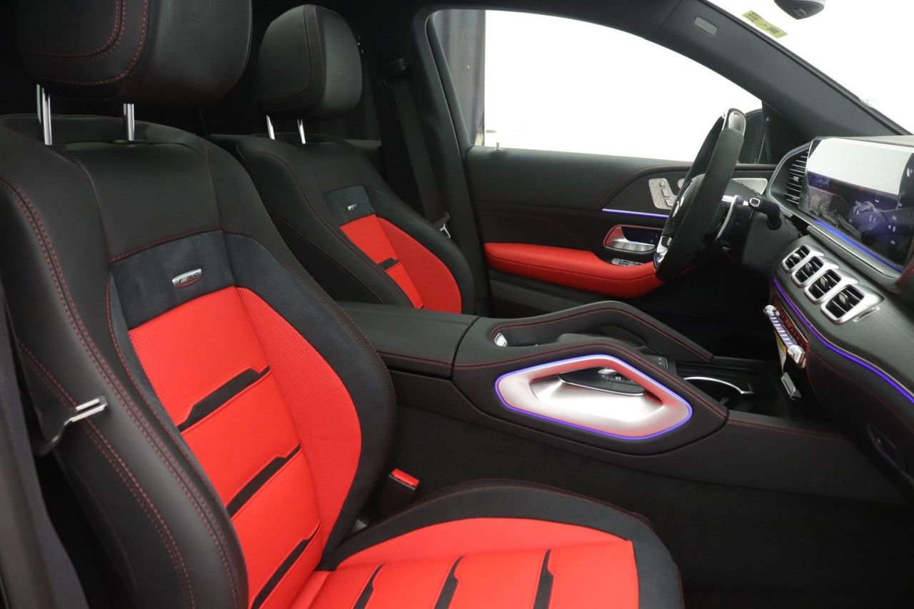 New 2026 Mercedes-Benz GLE 53 AMG 4MATIC Coupe image 9