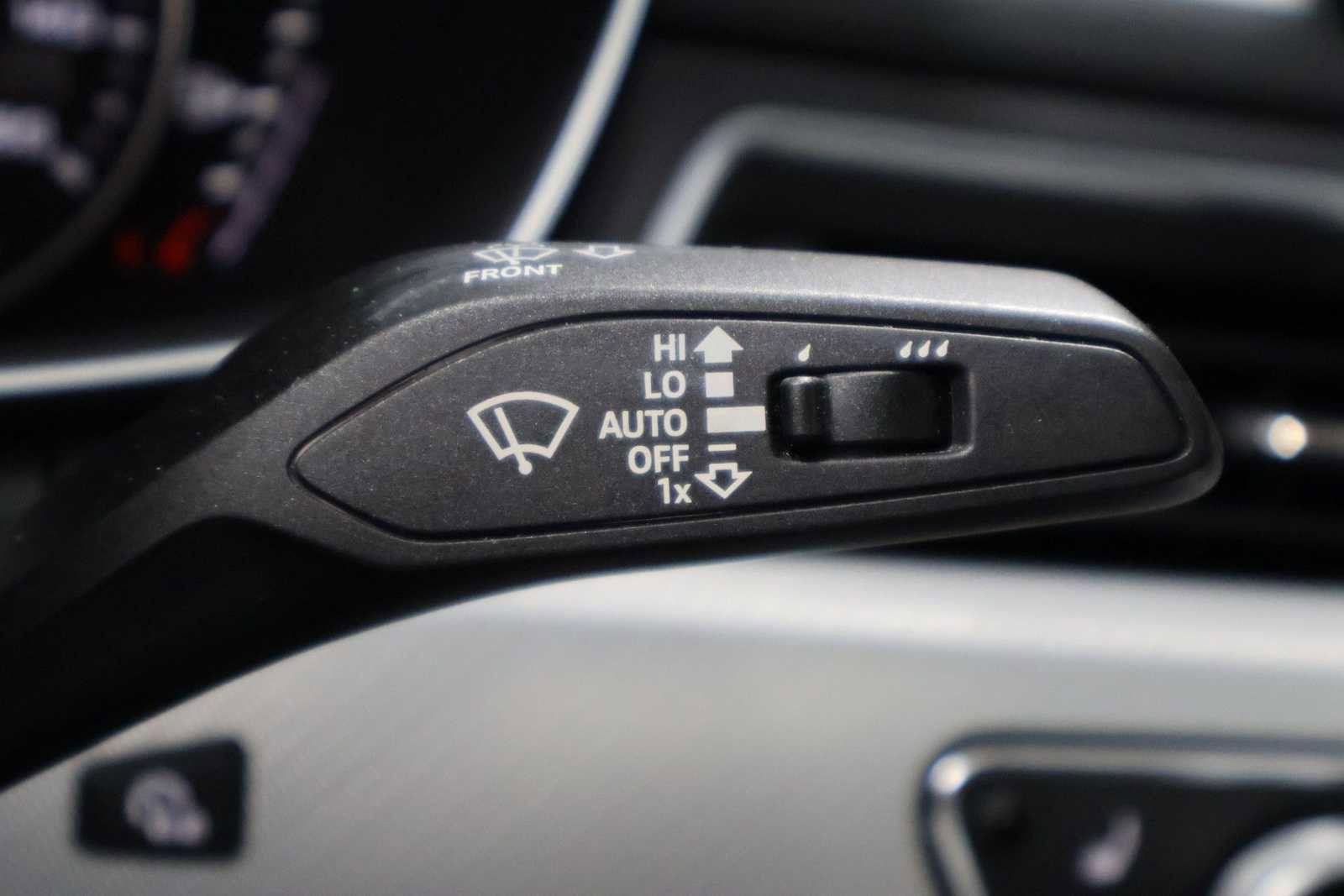 Used 2017 Audi A4 2.0T Premium w/ Convenience Package image 27