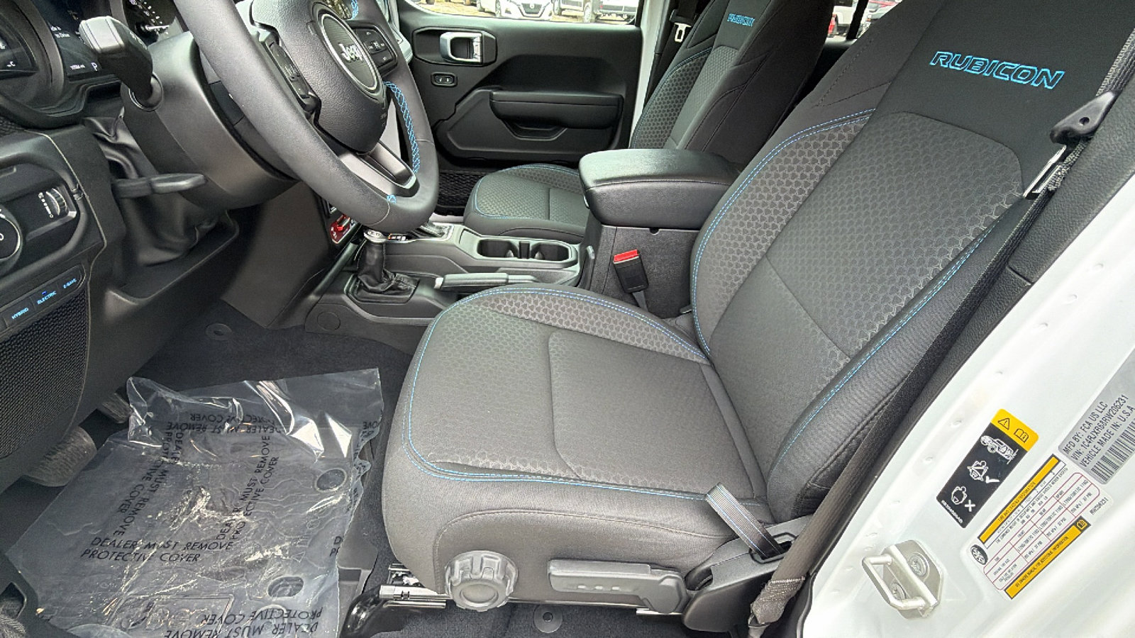 Used 2024 Jeep Wrangler Unlimited Rubicon 4xe image 16