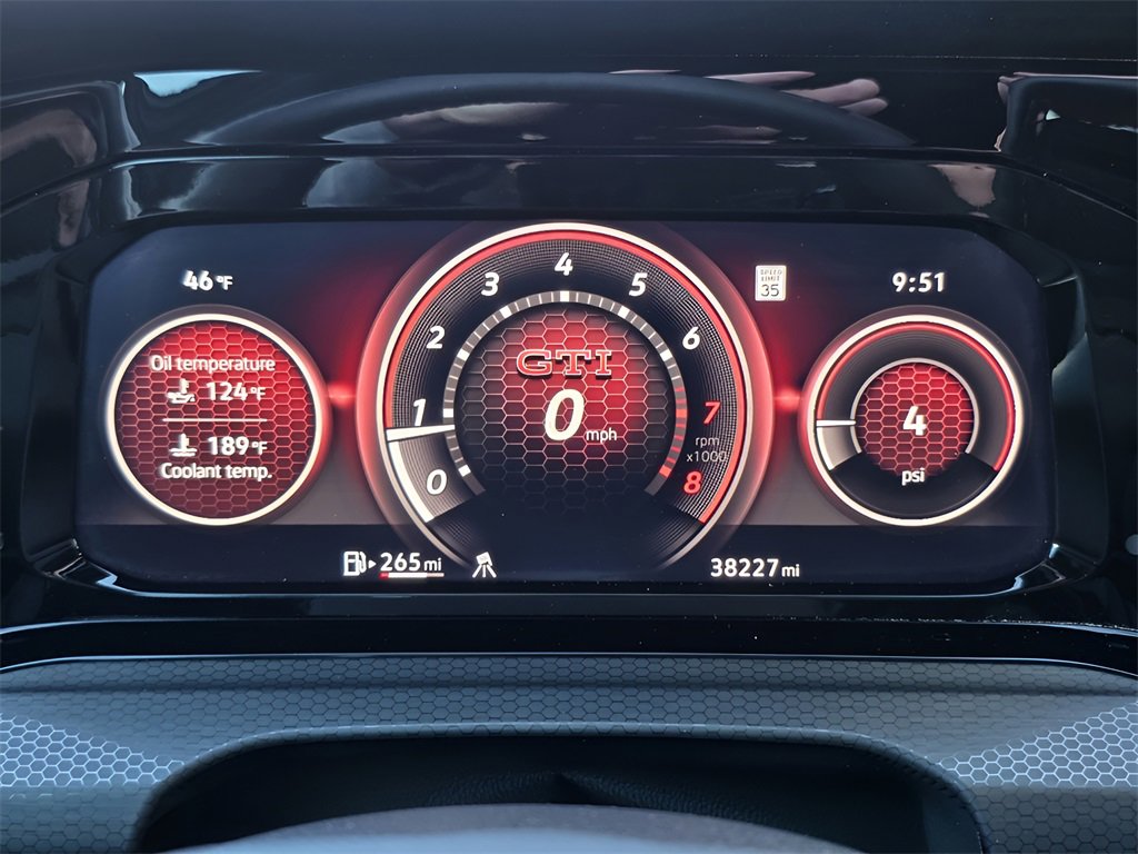 Used 2022 Volkswagen GTI SE image 27