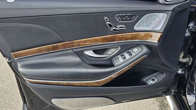 Used 2015 Mercedes-Benz S 63 AMG 4MATIC Sedan image 35