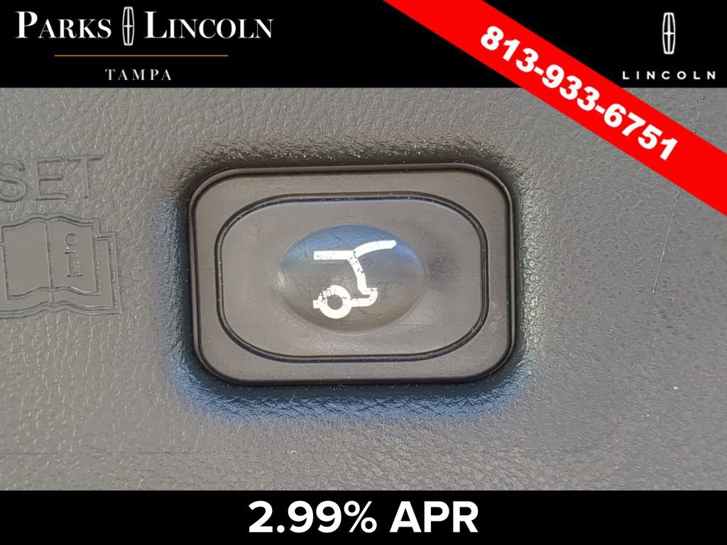 Certified 2022 Lincoln Nautilus Reserve w/ Equipment Group 202A AWD/4WD image 9