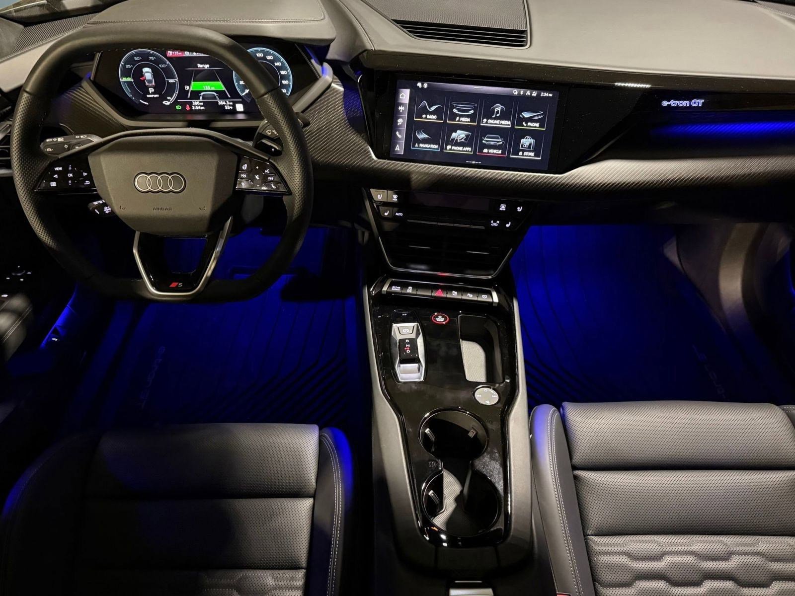 Used 2025 Audi S e-tron GT Prestige w/ Prestige Package image 15