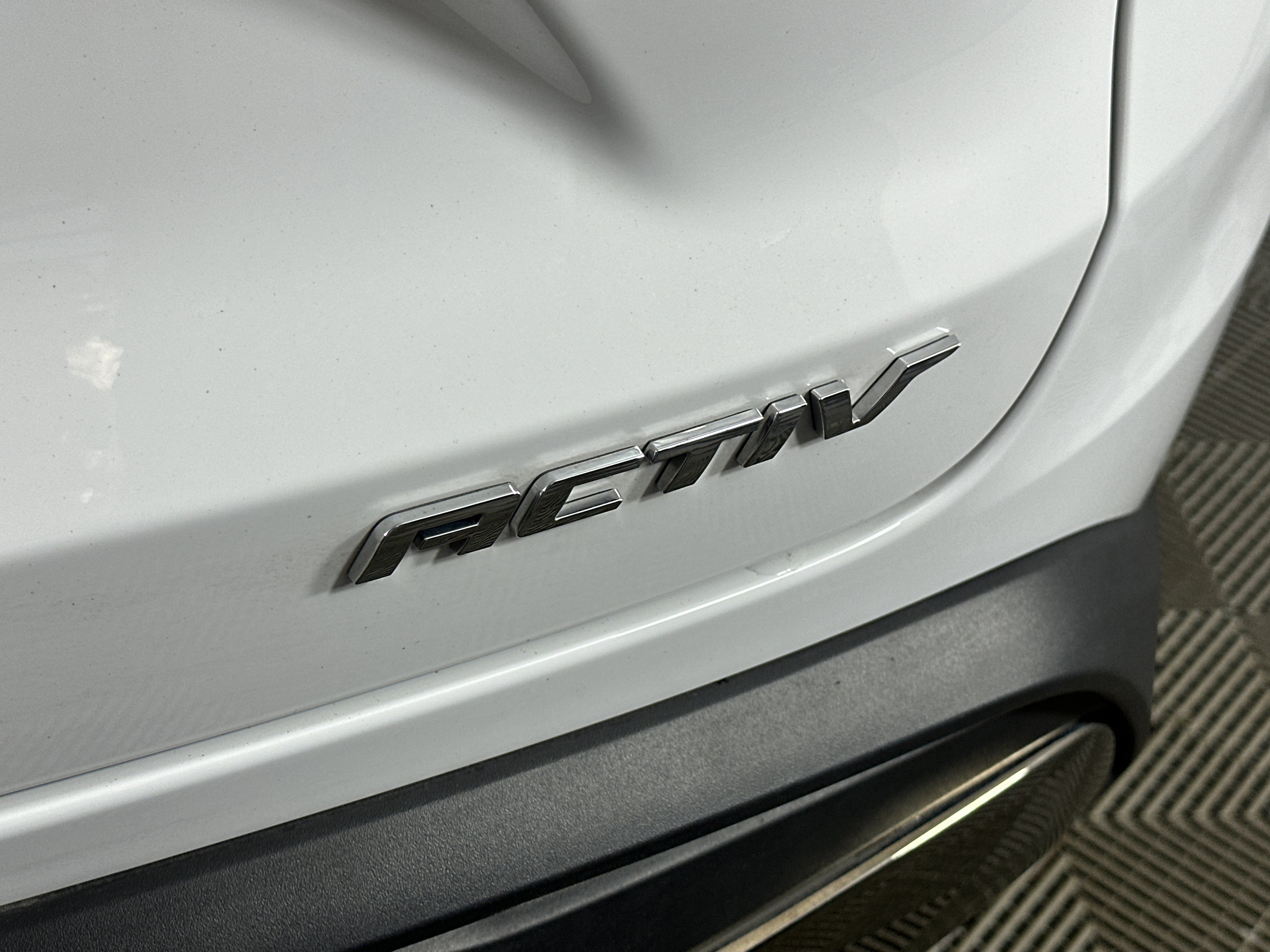 Used 2024 Chevrolet Trax ACTIV image 16