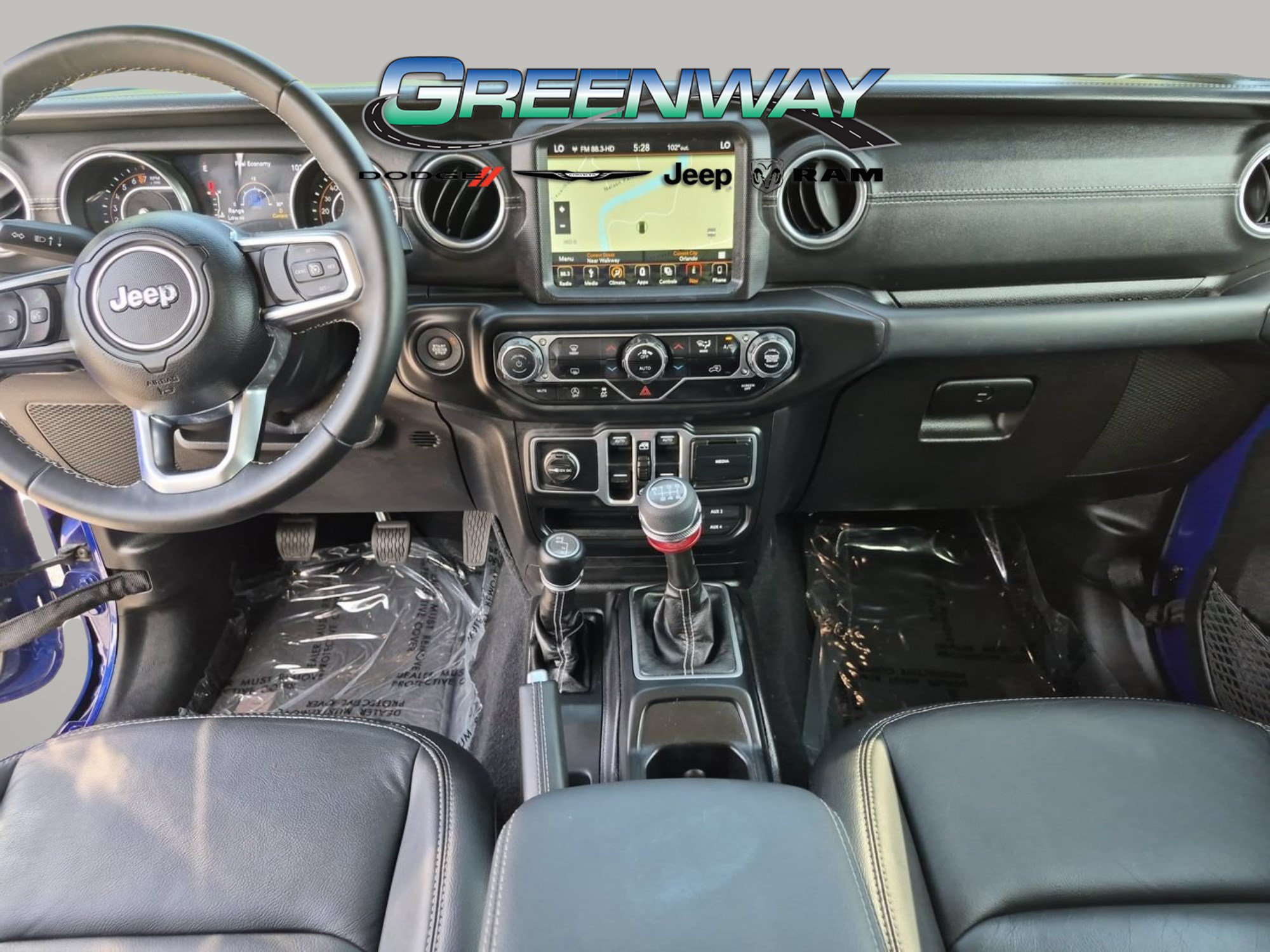 Used 2018 Jeep Wrangler Unlimited Sahara AWD/4WD image 10