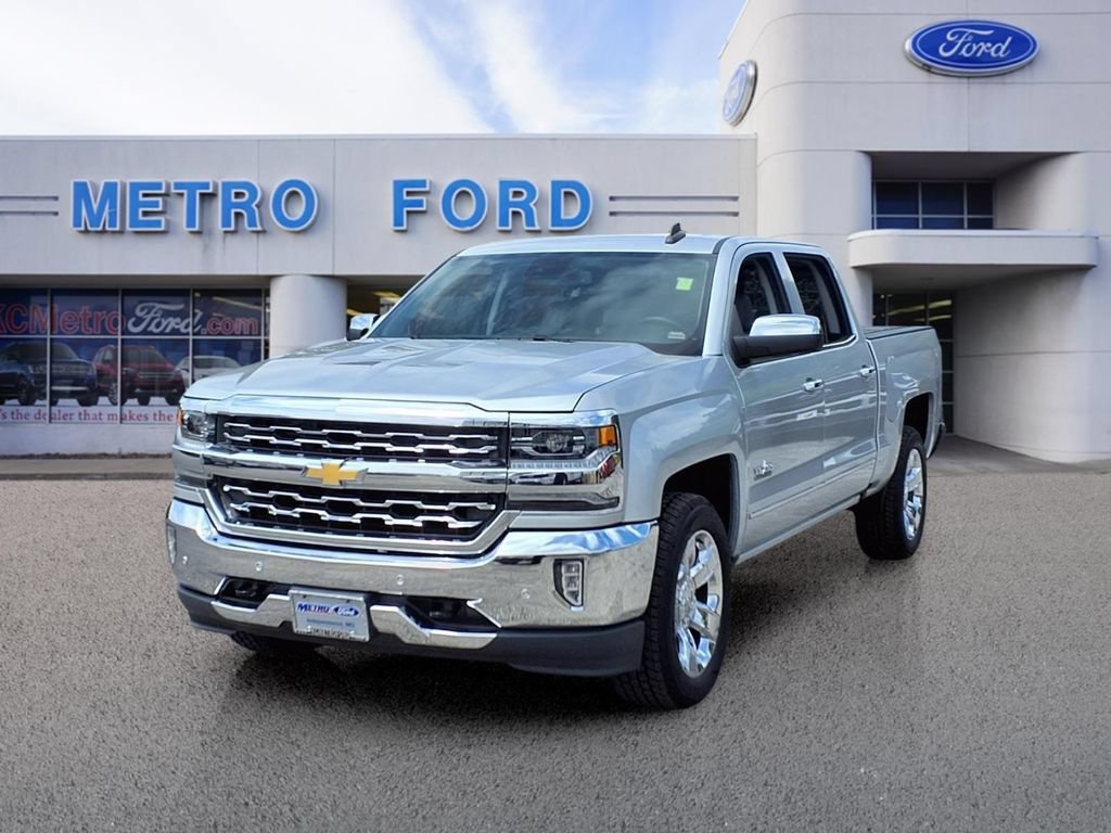 Used 2016 Chevrolet Silverado 1500 LTZ w/ Texas Edition RWD image 8