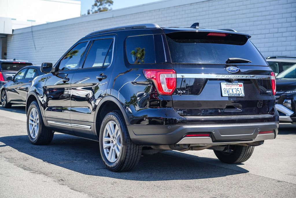 Used 2019 Ford Explorer XLT AWD/4WD image 6